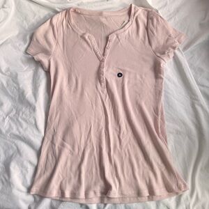 BRAND NEW NWT Hollister Light Pink Short Sleeve Henley